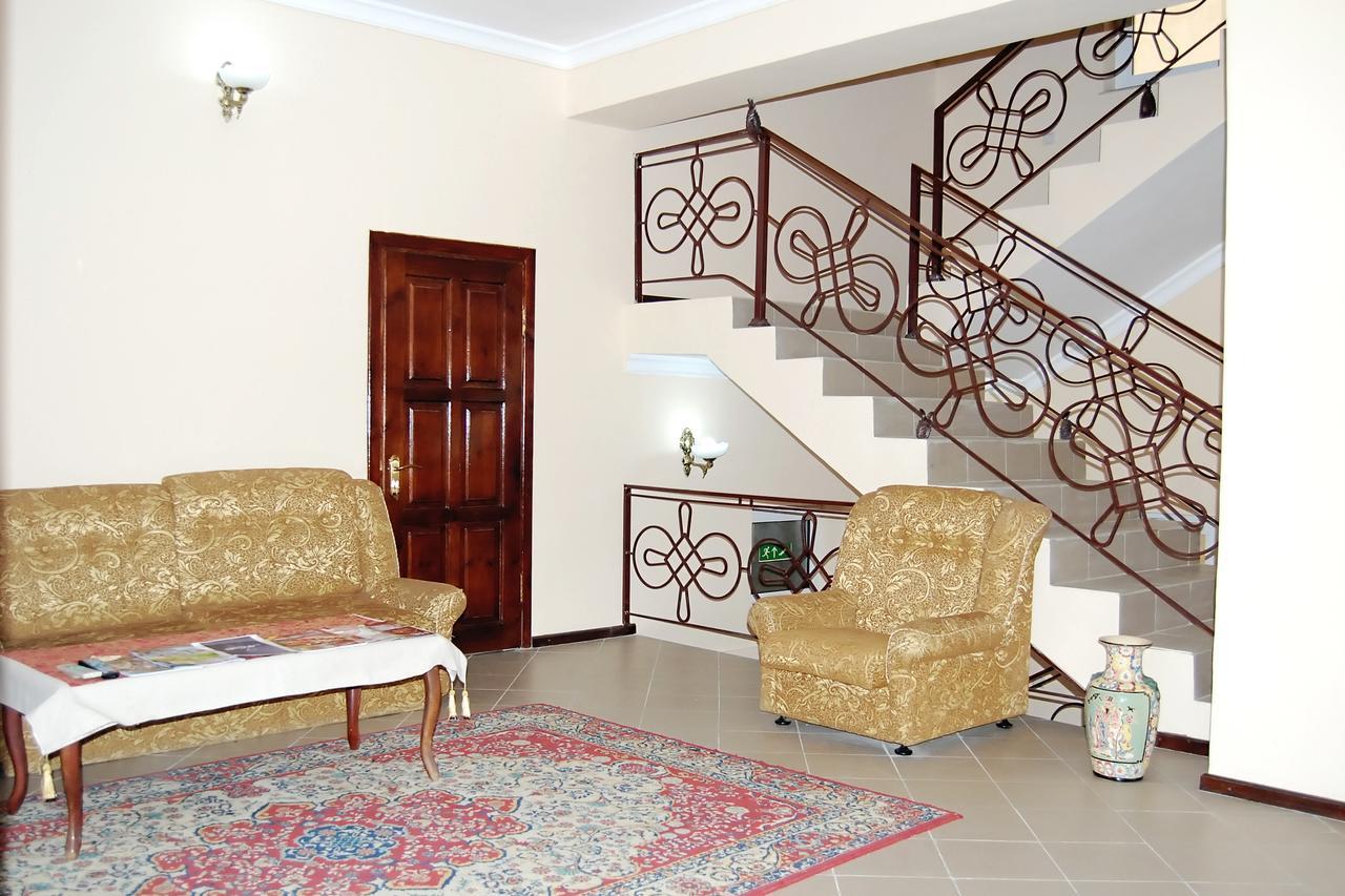 Crown Hotel Tashkent Exterior foto