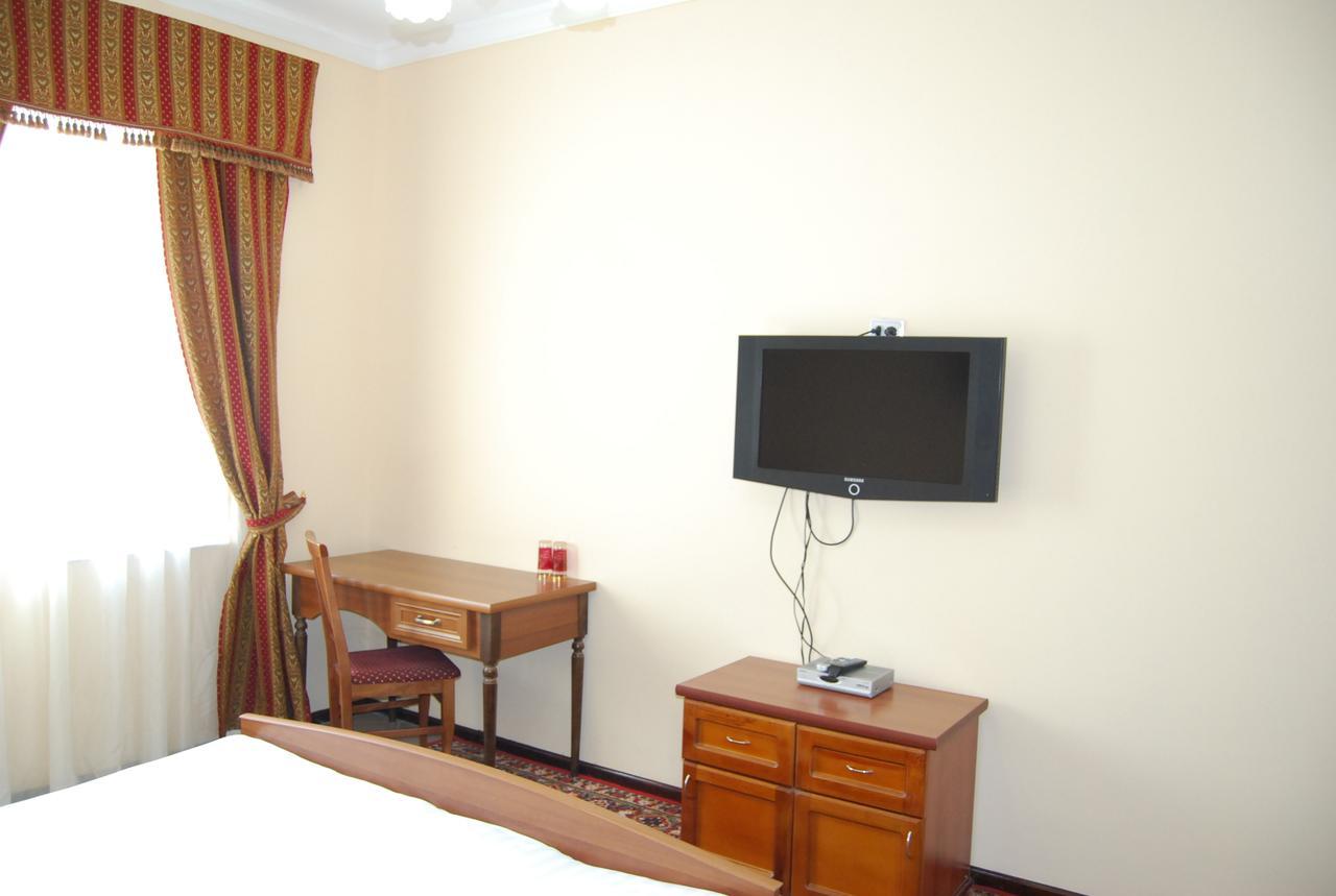 Crown Hotel Tashkent Exterior foto