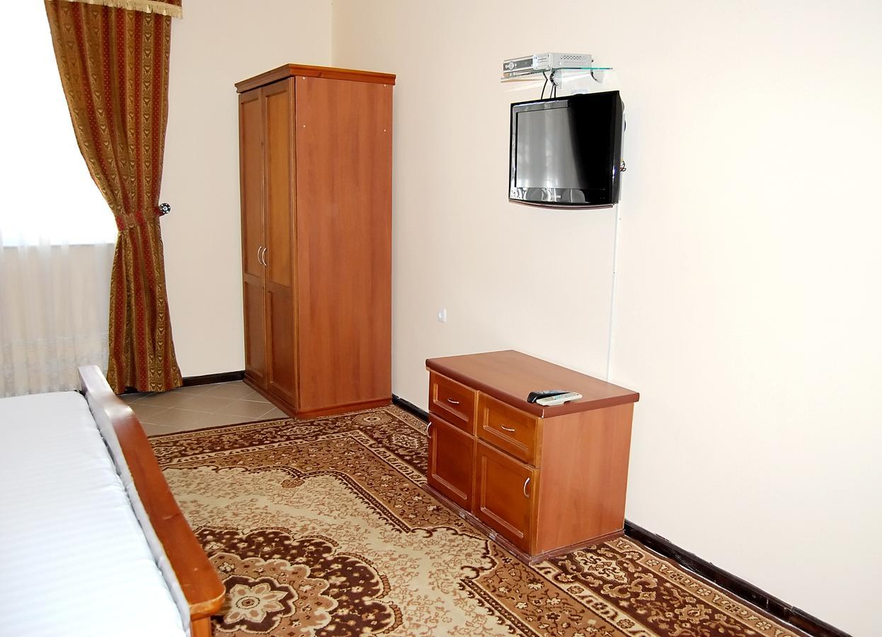 Crown Hotel Tashkent Exterior foto