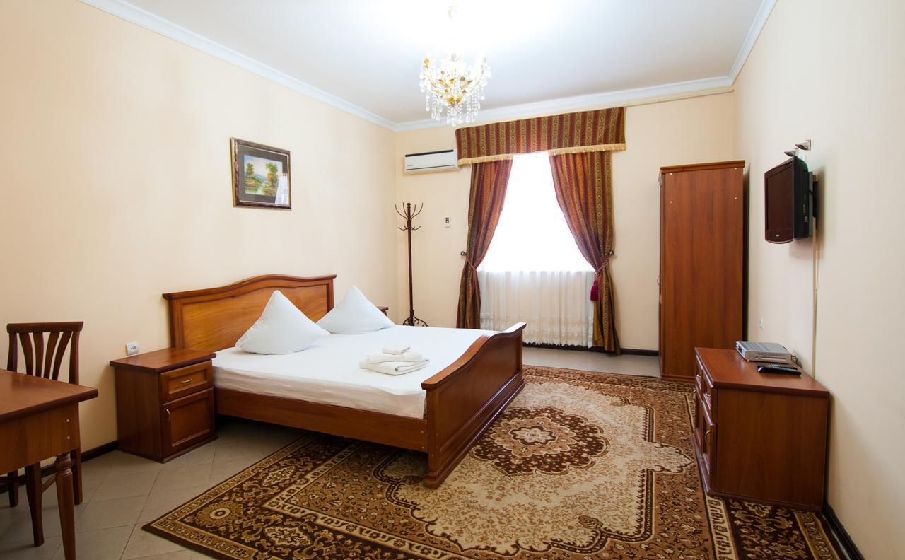 Crown Hotel Tashkent Exterior foto